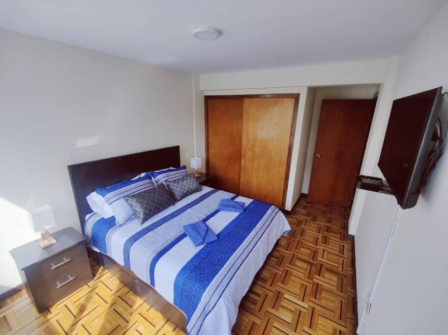 Comodo, Amplio Y Centrico Apartamento En Sopocachi La Paz Luaran gambar